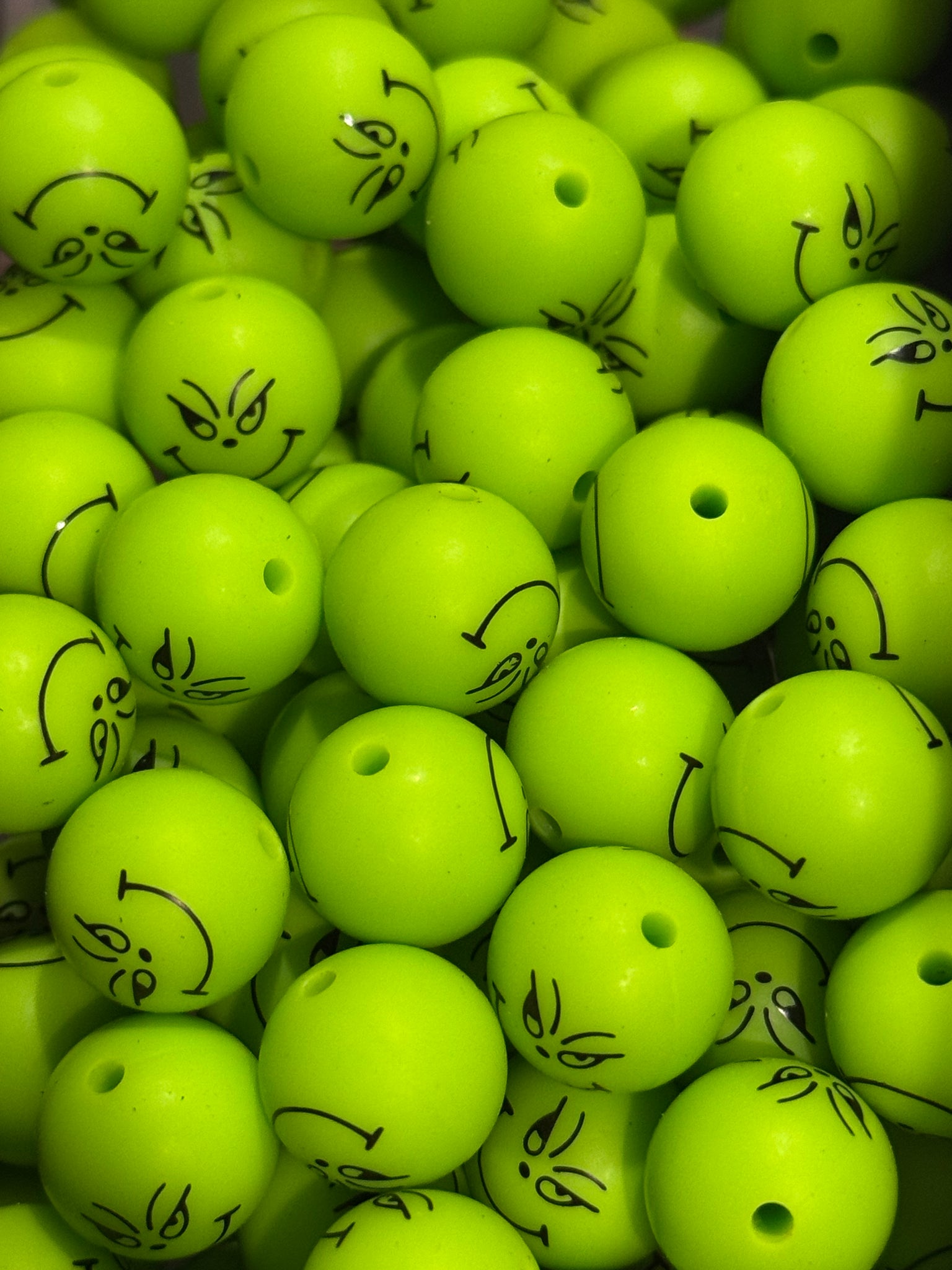 15mm Printed Silicone Bead - Green Guy Face