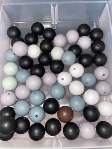 Shades of Grey - 15mm Silicone Beads 10 Pack