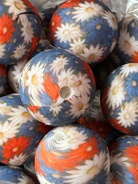 Patriotic Daisies - Silicone Bead